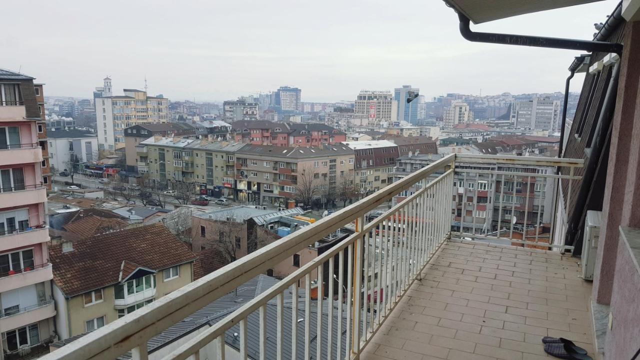 Welcoming In Prishtina Lägenhet Pristina Exteriör bild